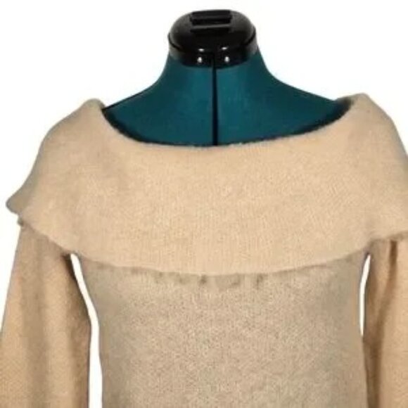 Marie Oliver Off The Shoulder Mohair Knit Sweater Blush Pink Small Lke New - Picture 3 of 8